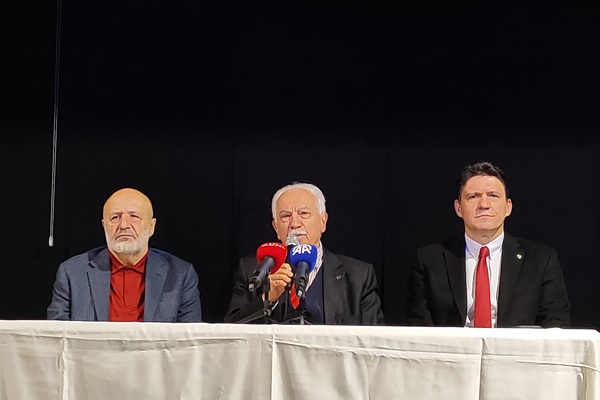 Perinçek, PKK’yı Suriye’nin kuzeyinde de bitirmek