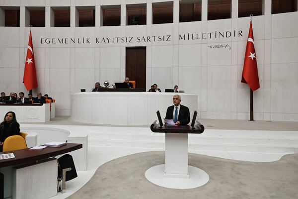 DEM Parti Kocaeli Milletvekili Ömer Faruk Gergerlioğlu