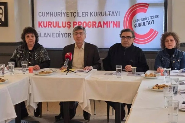 Cumhuriyetçiler Kurultayı, ‘Kurtuluş Programını’ halka ilan etti