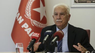 Doğu Perinçek, “Trump Hitler’in Çizmelerini Giydi”