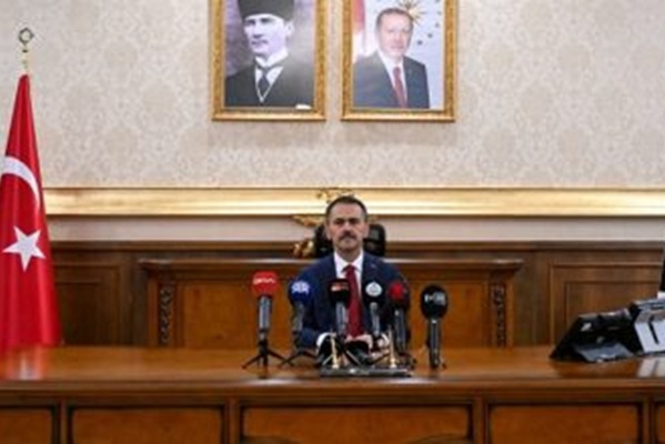 “Öğretmenler Üretme Yeteneğini Kazandıran Kişilerdir”