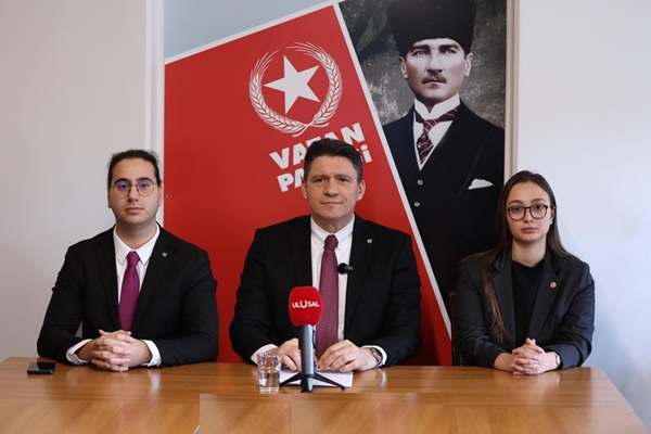 Serdar Üsküplü - Vatan Partisi Genel Başkan Yardımcısı