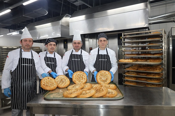 Halk Ekmek'te Ramazan pidesi 20 TL