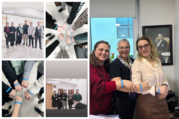 Otizm İçin Mavi Bilekliklerle Büyük Mesaj