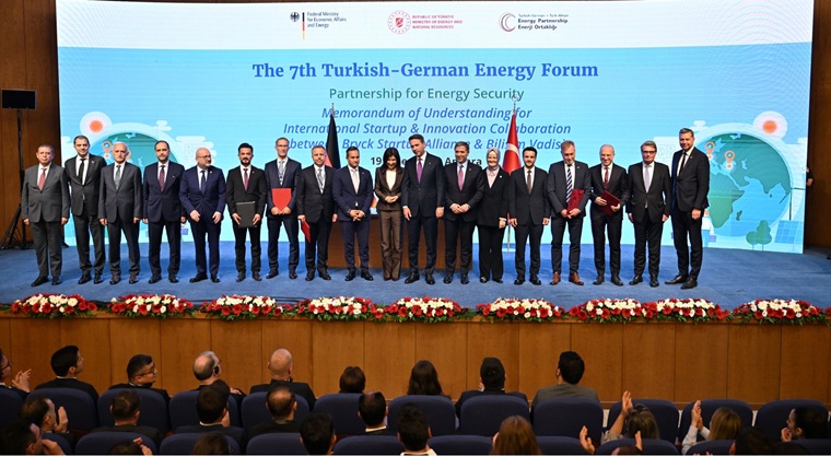 OYAK Çimento ve Pure Energy’den Sürdürülebilir Gelecek için Stratejik Ortaklık