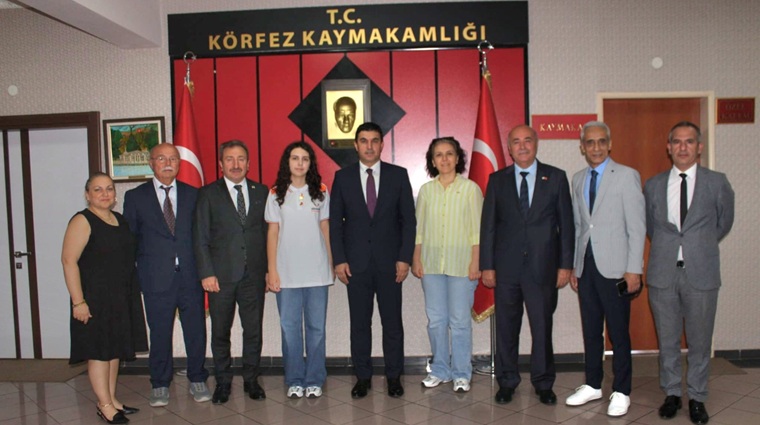 LGS Türkiye Şampiyonu Ecrin Ece Kolay Körfezim Eğitim Kurumlarının Gururu