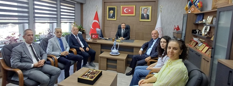 LGS Türkiye Şampiyonu Ecrin Ece Kolay Körfezim Eğitim Kurumlarının Gururu