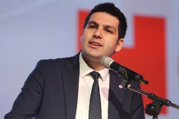 Türkiye'nin Çıkarları Trump Dostluğuna Feda Edilemez